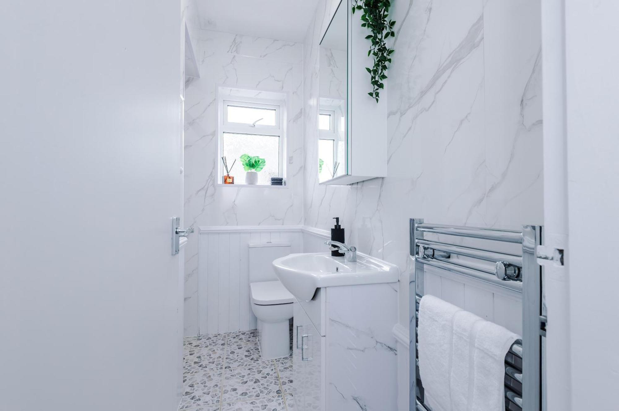 Modern Premium 3 Bed Hidden Gem - Central Location Барнсли Экстерьер фото